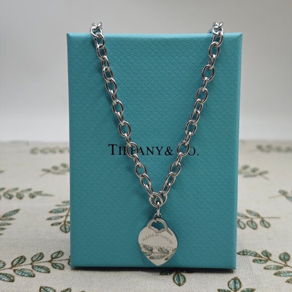 Return to Tiffany Sterling Silver Charm Bracelet - Picture 4 of 6